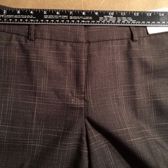 NEW YORK & COMPANY STRETCH Hudson Pant, NWT, DARK/LIGHT BROWN, 8 PETITE - Picture 3 of 8